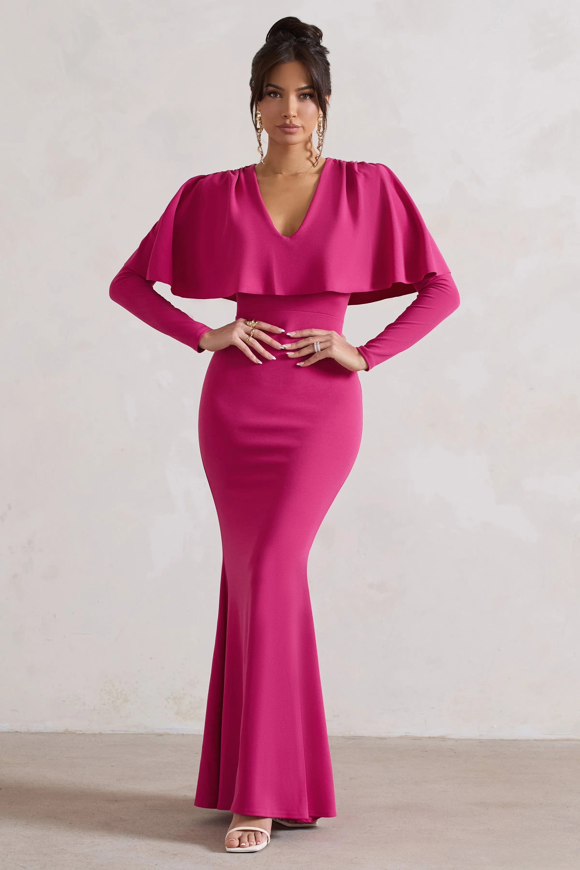 Dalia | Robe longue rose foncé à encolure en V drapée à manches longues