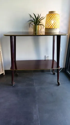 Desserte vintage à roulette